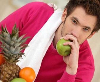 Vitamine für Männer in Früchten